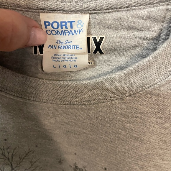 Netflix Stranger Things sweatshirt, Men’s size L - Picture 3 of 5